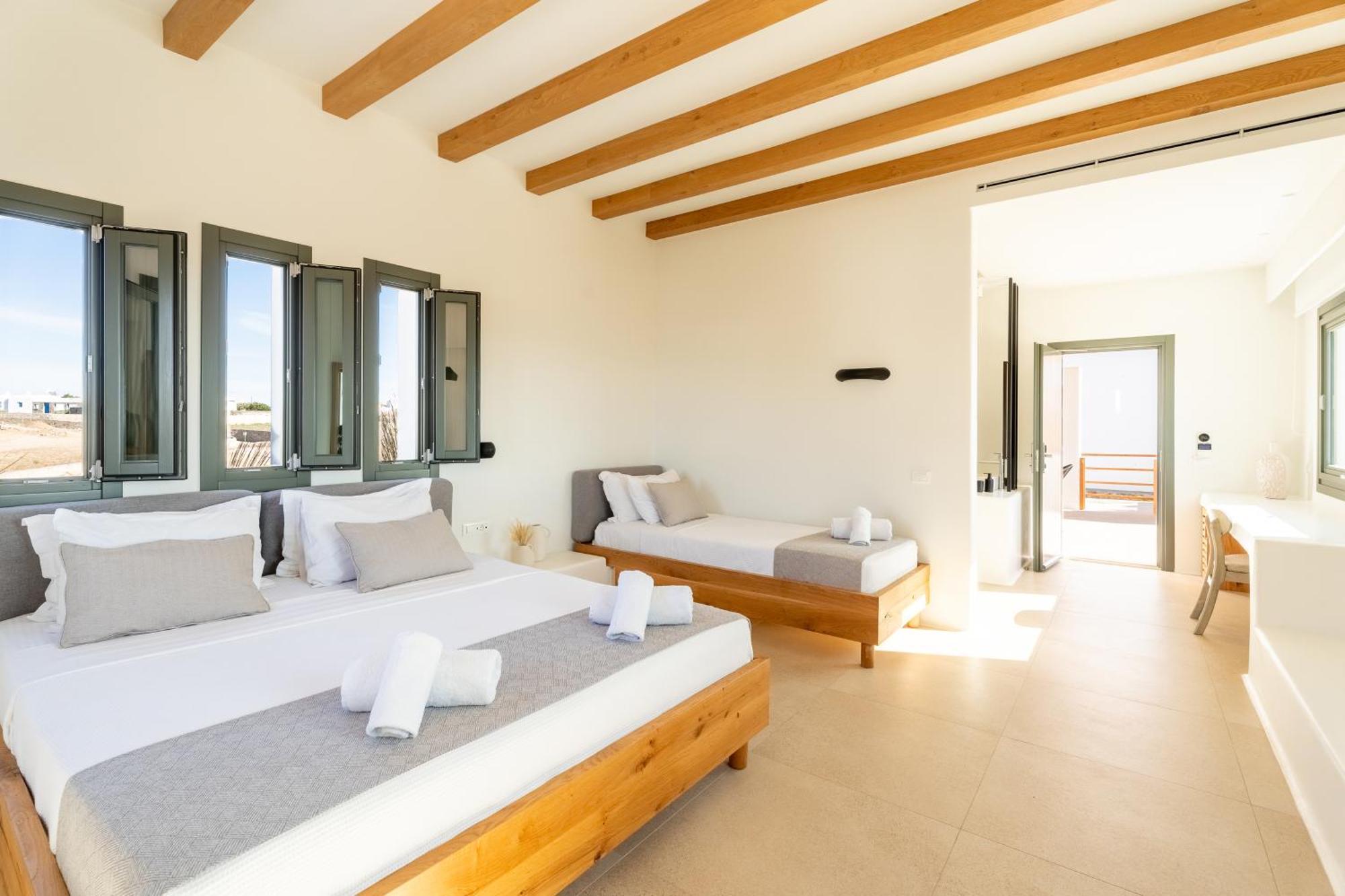 Regency Sunset Suites Mykonos Town Buitenkant foto