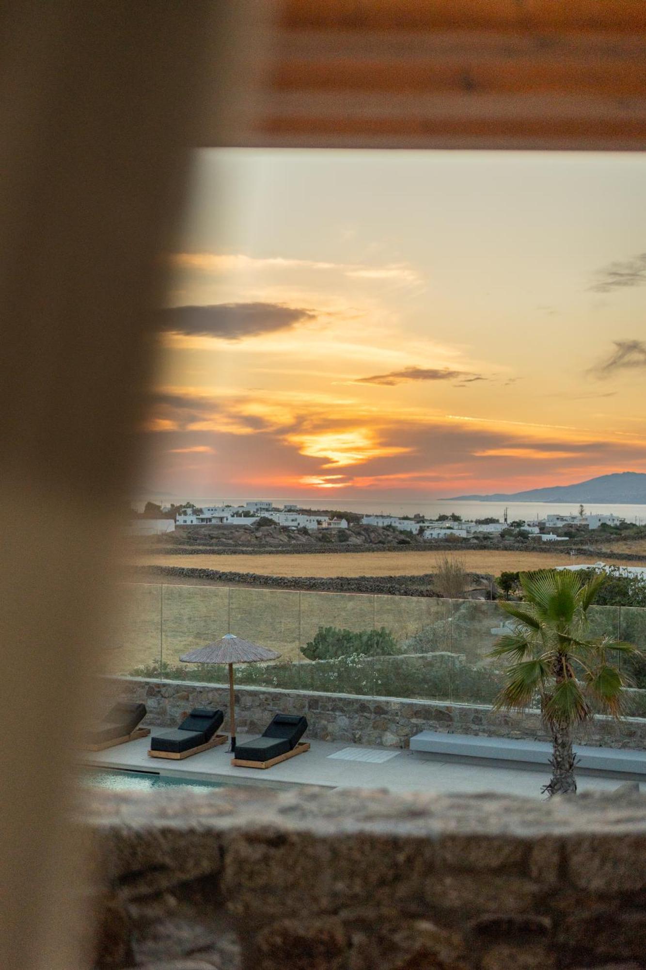 Regency Sunset Suites Mykonos Town Buitenkant foto