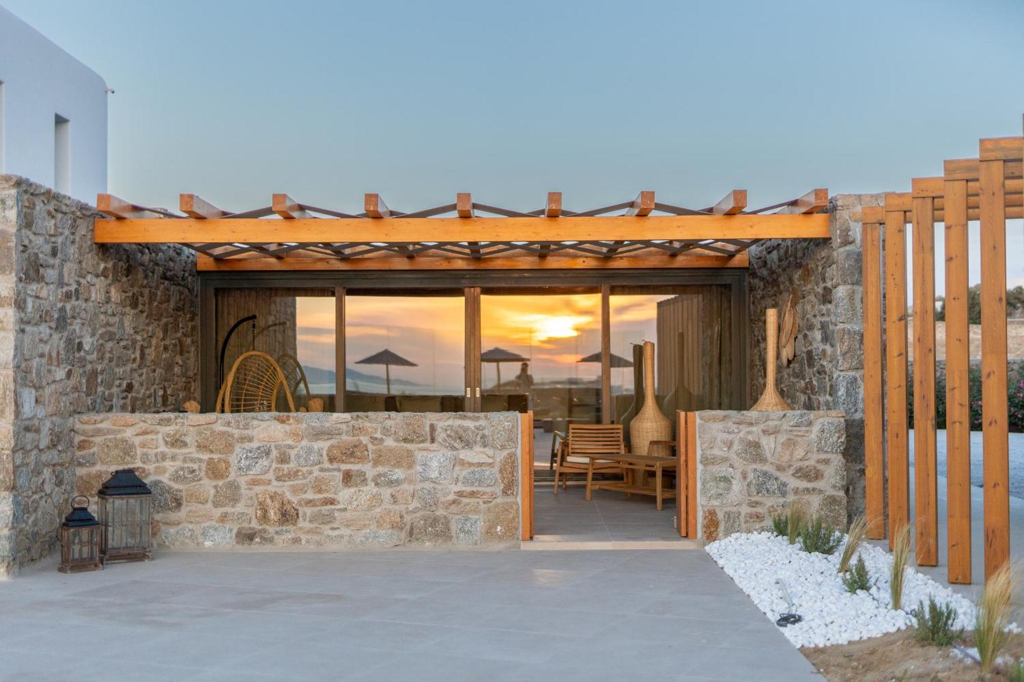 Regency Sunset Suites Mykonos Town Buitenkant foto